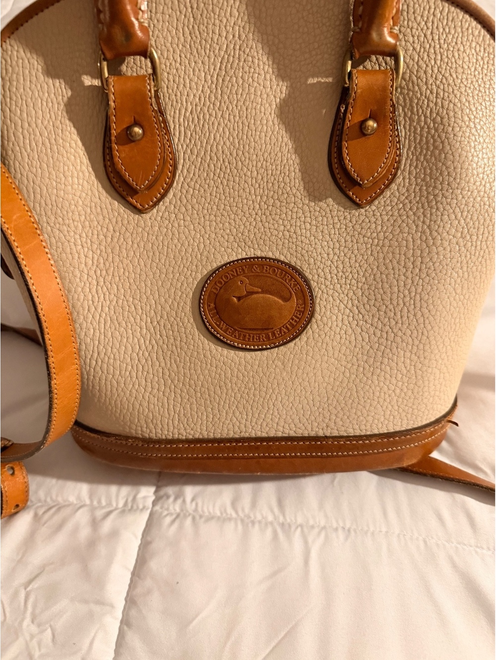 #9Dooney & Bourke Pebbled Leather Satchel Handbag with Strap